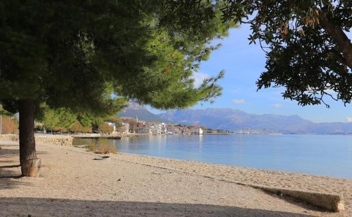 Sun Apartments Kastela Bagian luar foto