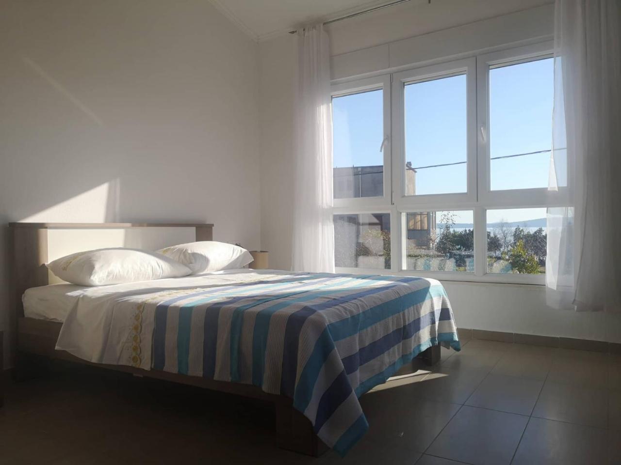 Sun Apartments Kastela Bagian luar foto